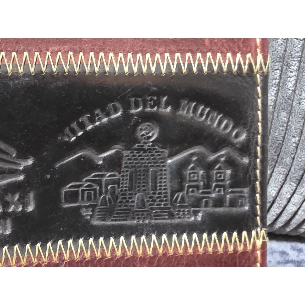Rare 2pc Cool Ecuador Hand Stitched Tooled Bifold Embossed Leather Wallet EuC
